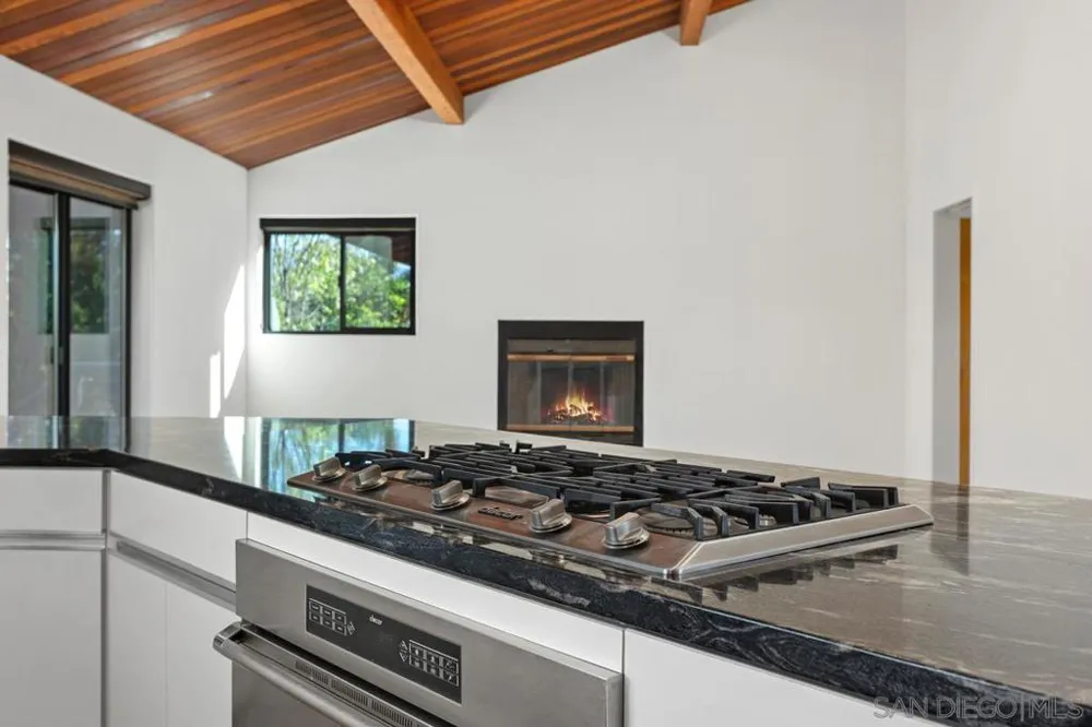 30830 Ranch Creek Valley Center, CA 92082