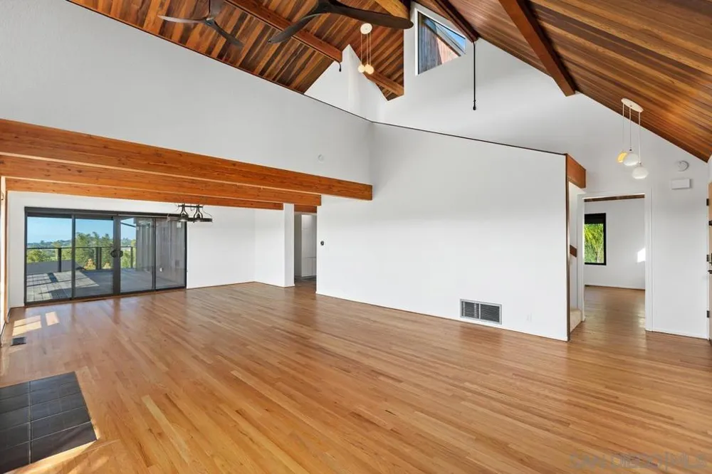 30830 Ranch Creek Valley Center, CA 92082