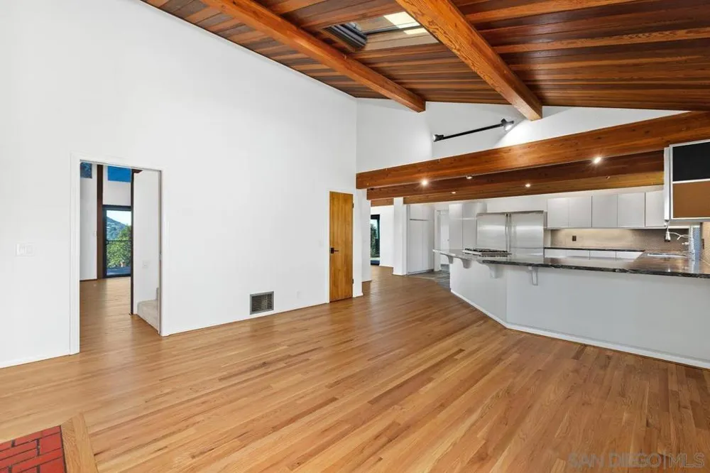 30830 Ranch Creek Valley Center, CA 92082