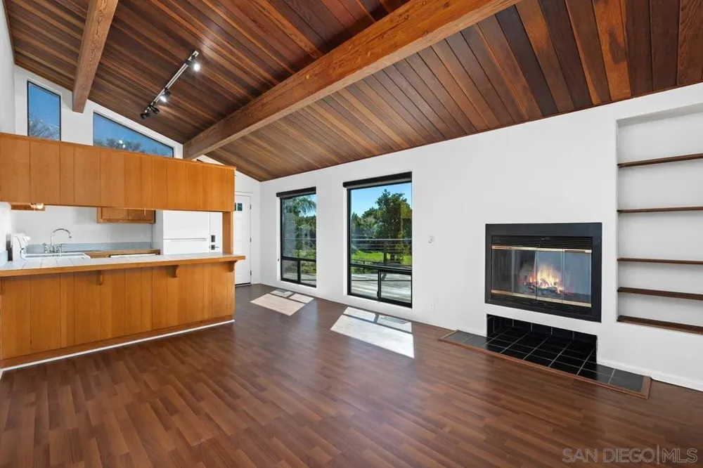 30830 Ranch Creek Valley Center, CA 92082