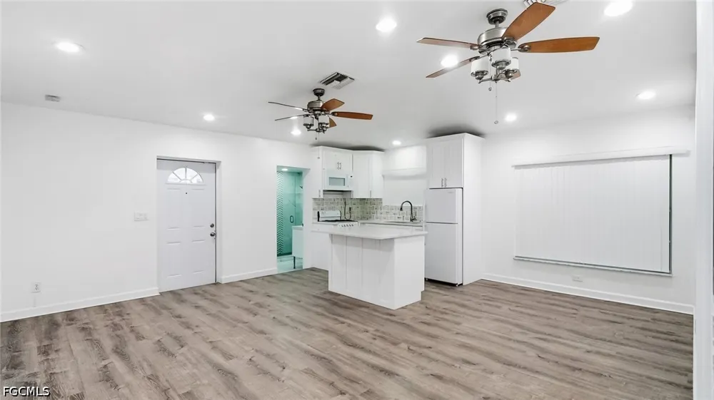 Daleview Avenue Lehigh Acres, FL 33936