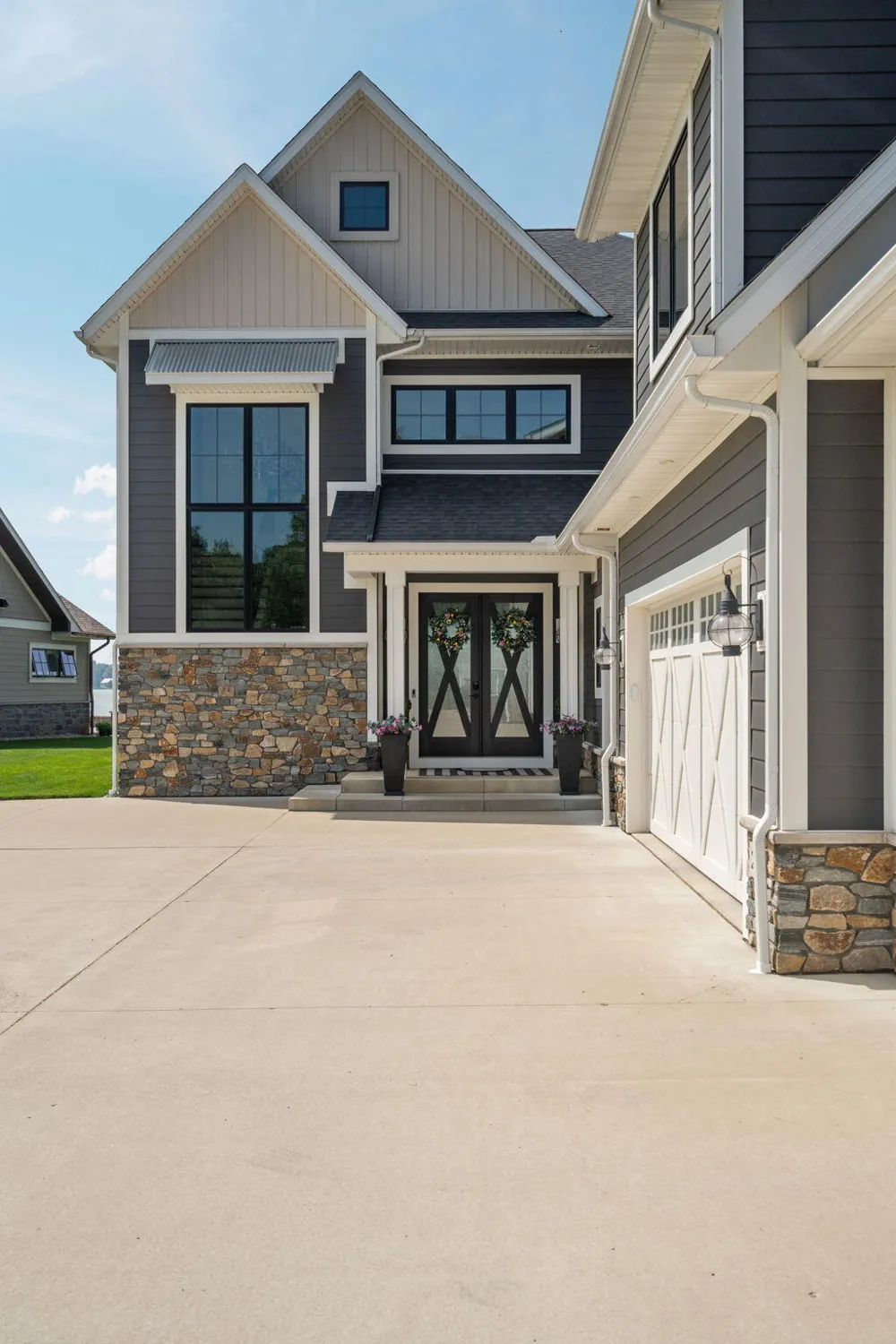 296 Steves Scenic Drive Horton, MI 49246