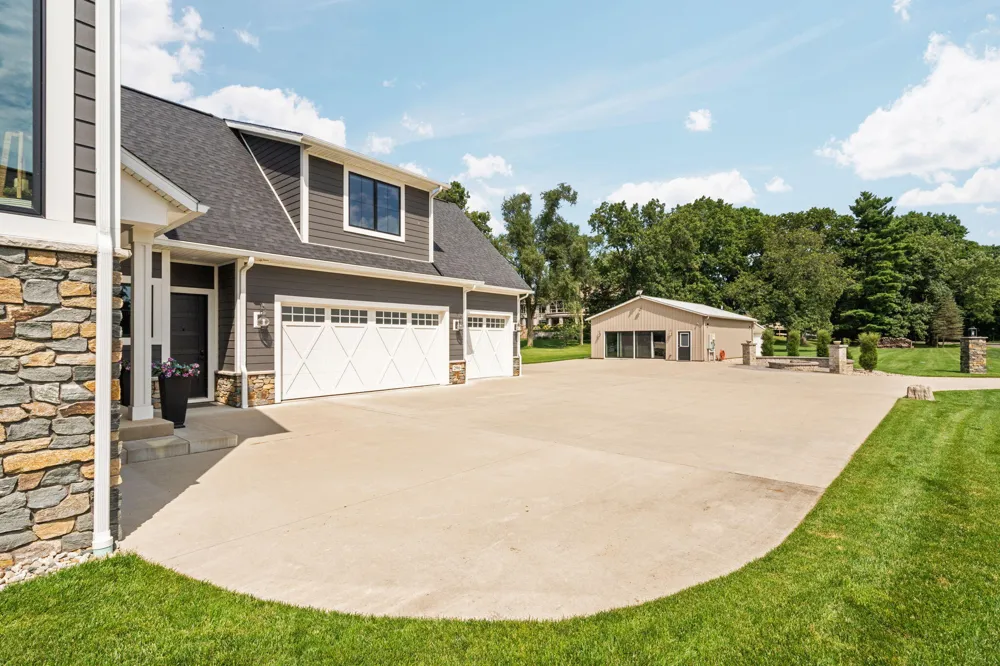 296 Steves Scenic Drive Horton, MI 49246