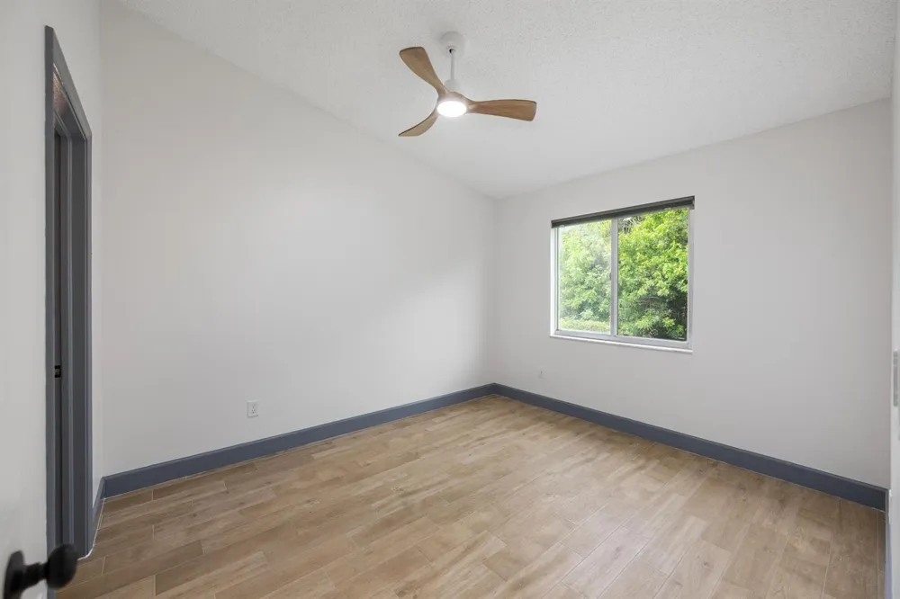 5214 Stacy Street #10 West Palm Beach, FL 33417