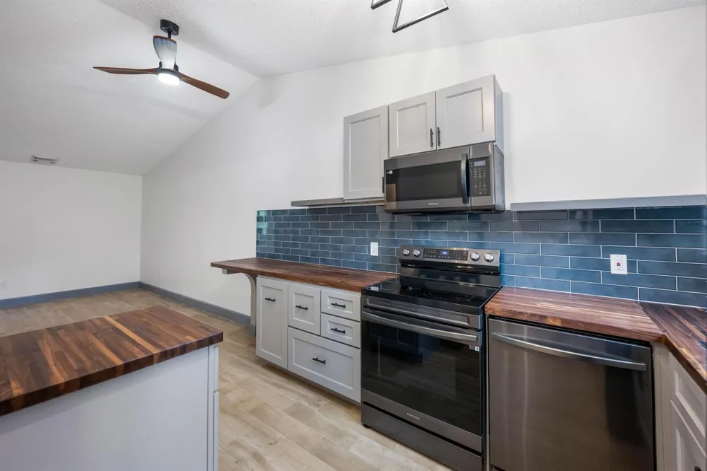 5214 Stacy Street #10 West Palm Beach, FL 33417