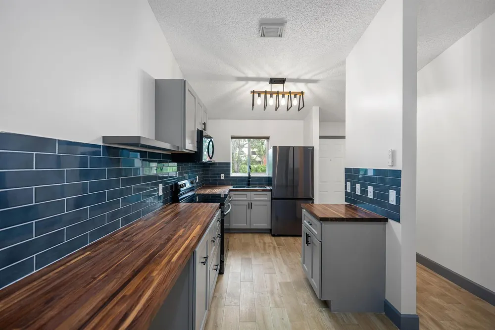 5214 Stacy Street #10 West Palm Beach, FL 33417