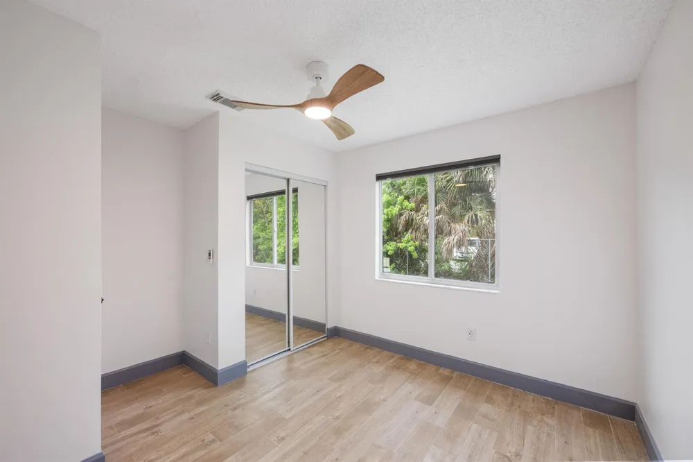 5214 Stacy Street #10 West Palm Beach, FL 33417