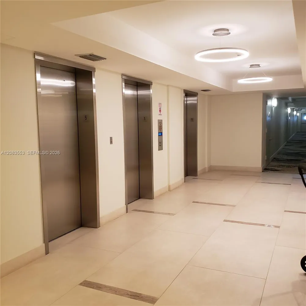 3001 S Ocean Dr #527 Hollywood, FL 33019