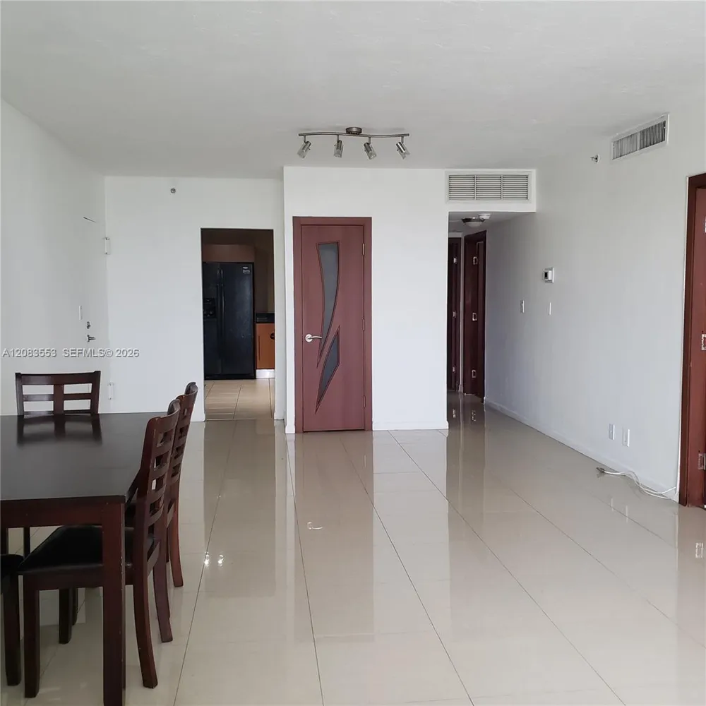 3001 S Ocean Dr #527 Hollywood, FL 33019