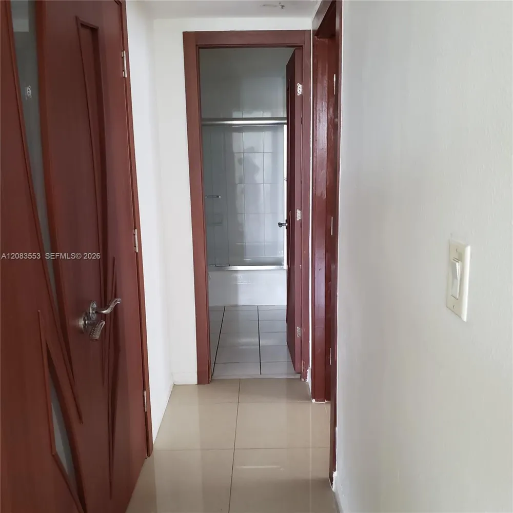 3001 S Ocean Dr #527 Hollywood, FL 33019