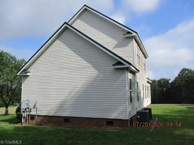 3926 Blake Road Boonville, NC 27011
