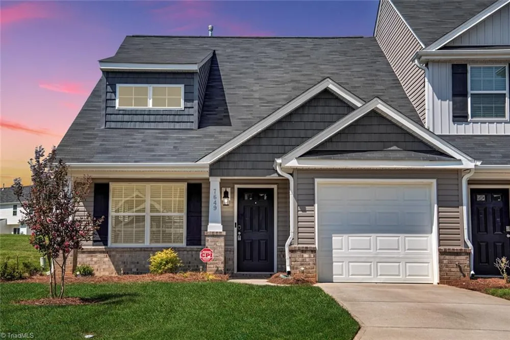 7649 Oliver Park Drive Whitsett, NC 27377