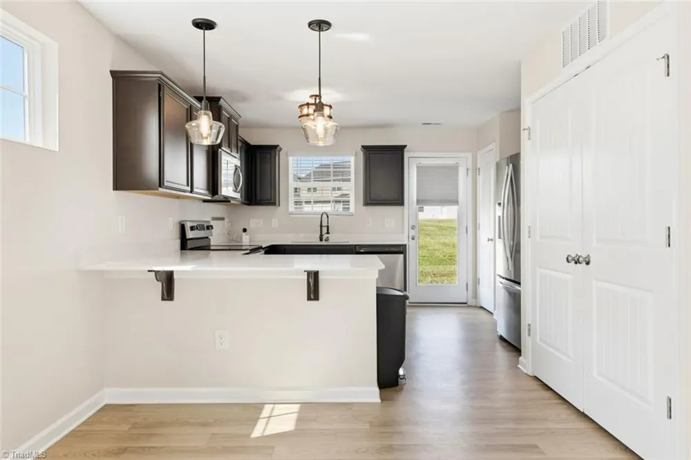 7649 Oliver Park Drive Whitsett, NC 27377