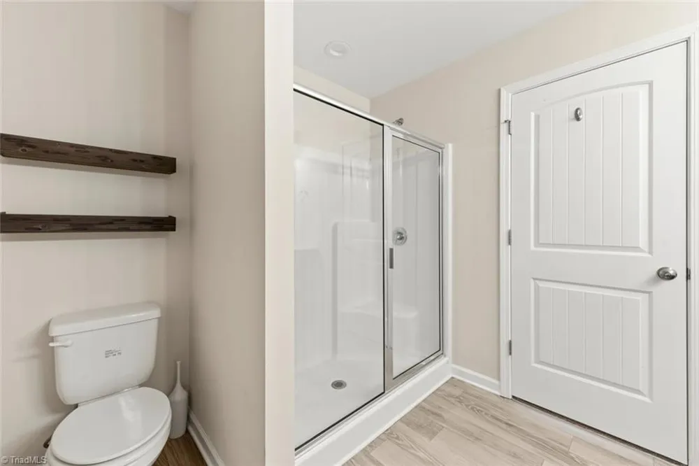 7649 Oliver Park Drive Whitsett, NC 27377