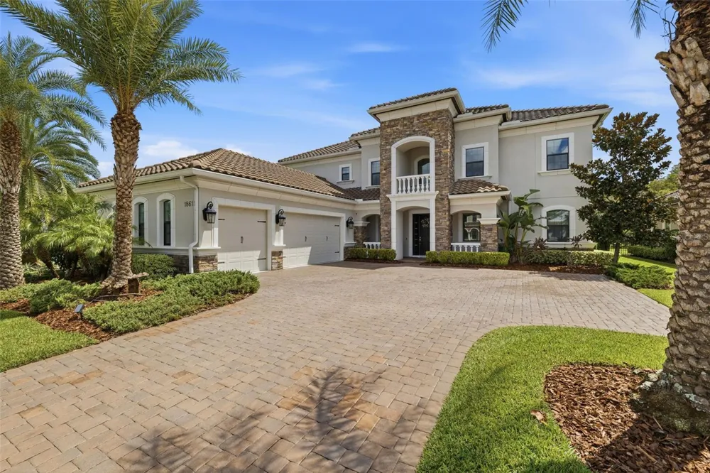 18615 RUE BEAUVAIS Lutz, FL 33558
