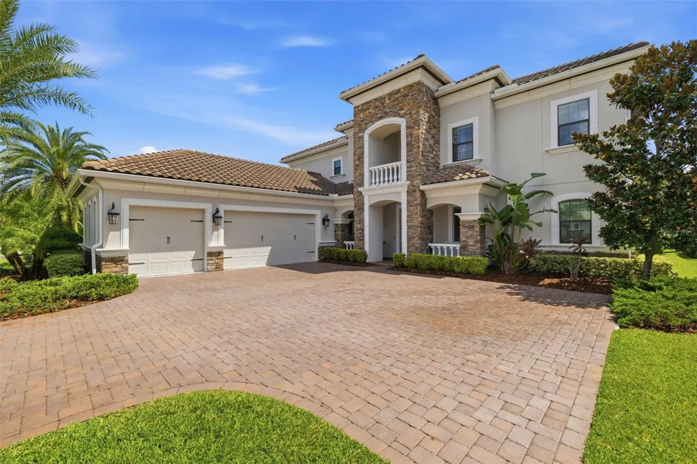 18615 RUE BEAUVAIS Lutz, FL 33558