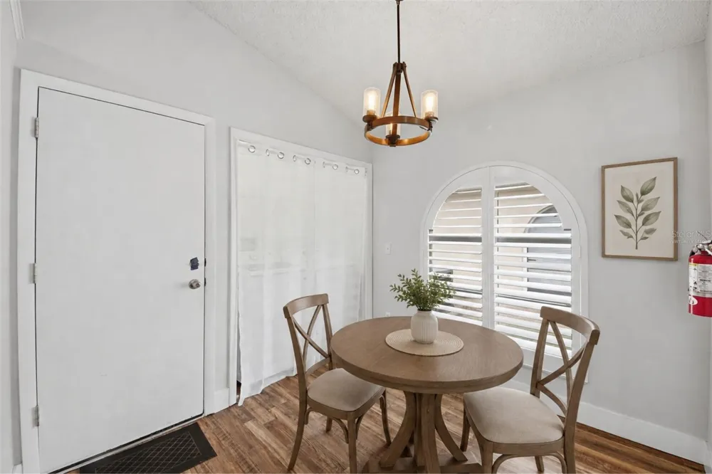 1114 BLOOMINGDALE DRIVE Davenport, FL 33897