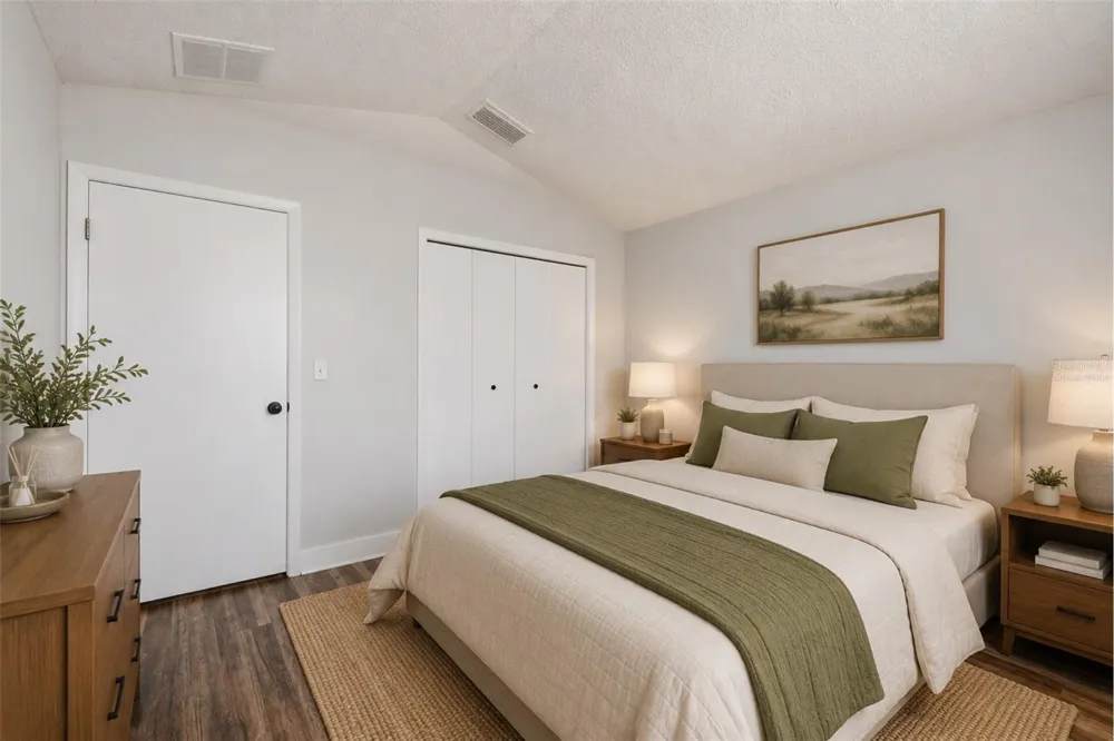 1114 BLOOMINGDALE DRIVE Davenport, FL 33897