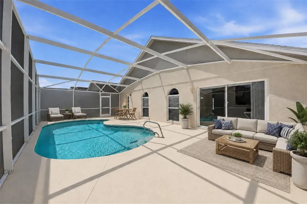 1114 BLOOMINGDALE DRIVE Davenport, FL 33897