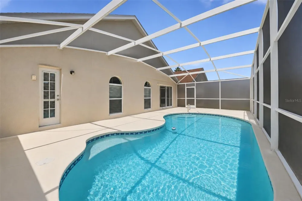 1114 BLOOMINGDALE DRIVE Davenport, FL 33897