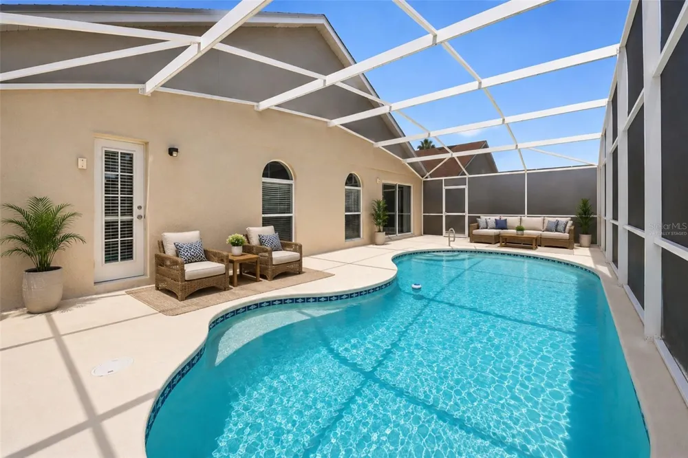 1114 BLOOMINGDALE DRIVE Davenport, FL 33897