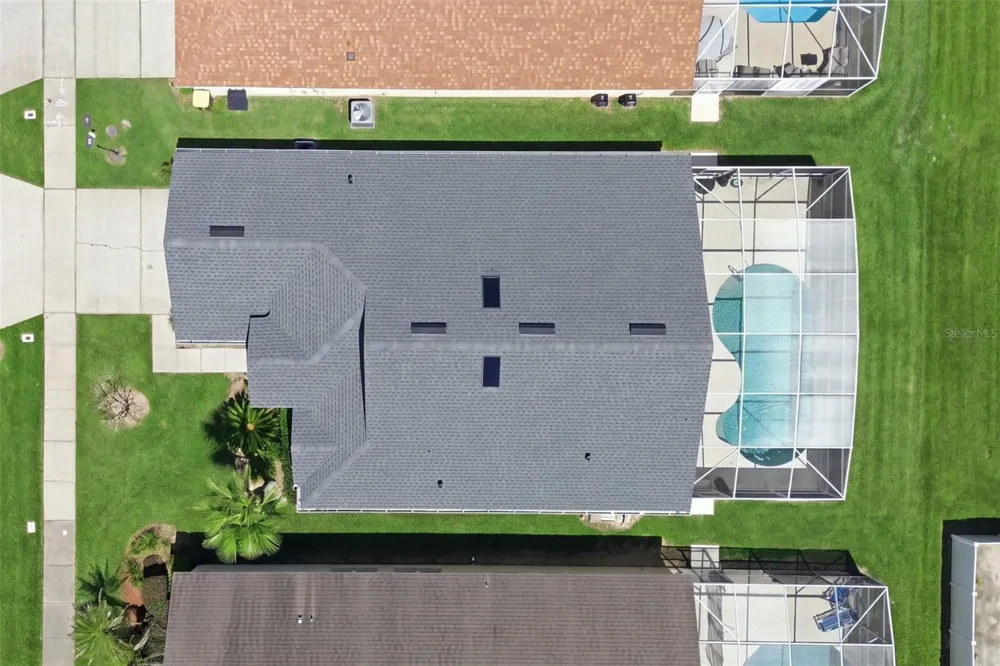 1114 BLOOMINGDALE DRIVE Davenport, FL 33897