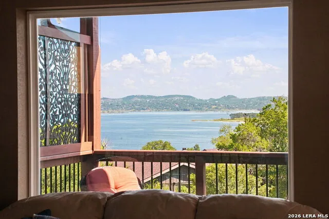 866 Artillery Dr Canyon Lake, TX 78133