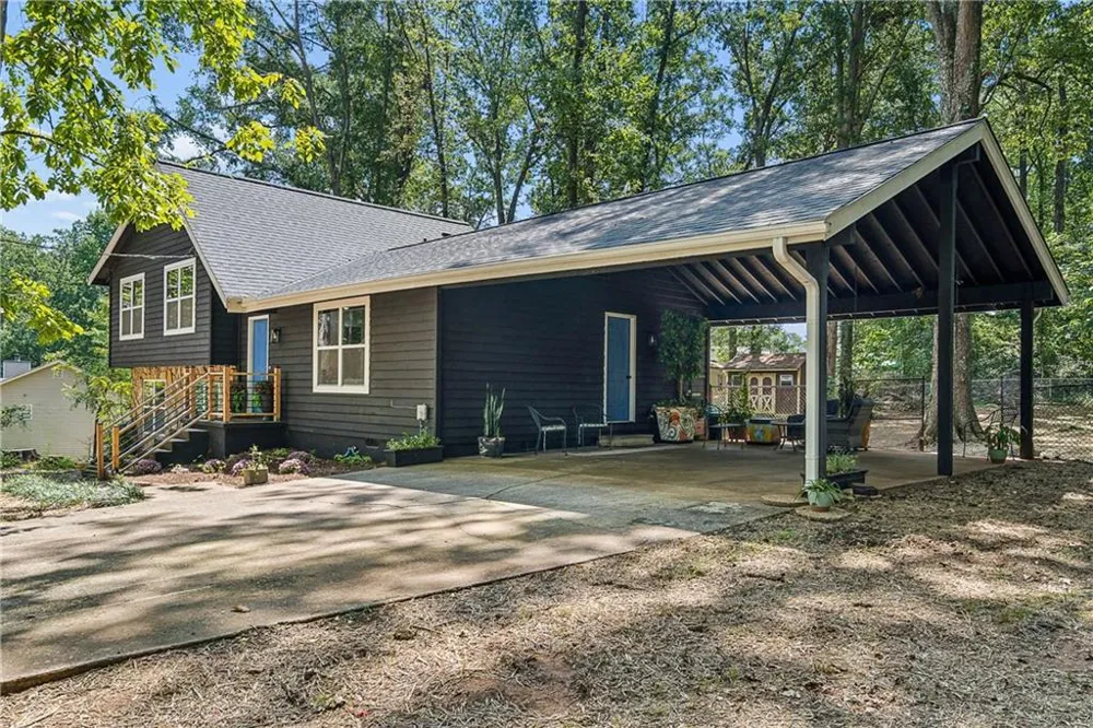 158 Longview Road Stockbridge, GA 30281