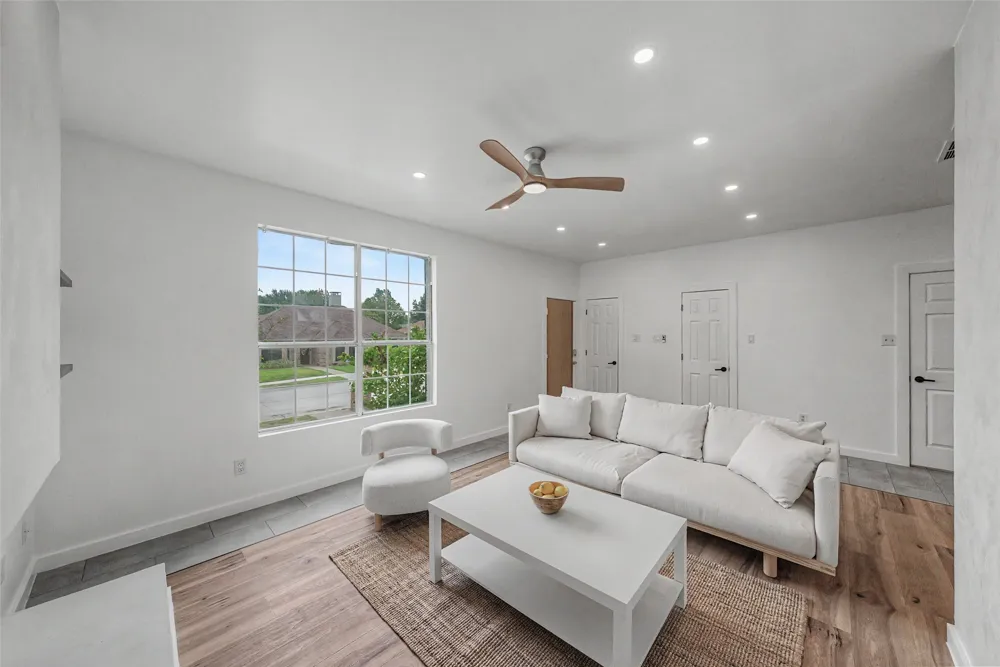 802 Azalia Drive Lewisville, TX 75067