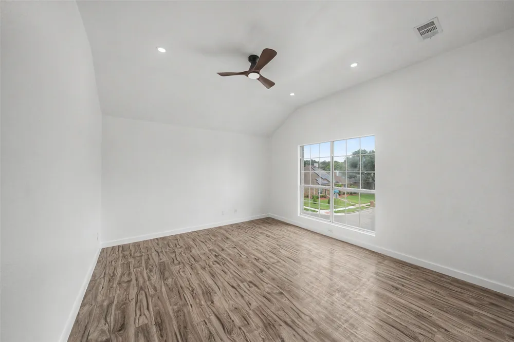 802 Azalia Drive Lewisville, TX 75067