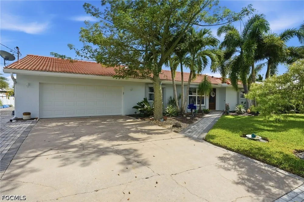 Edgemere Drive Fort Myers, FL 33919