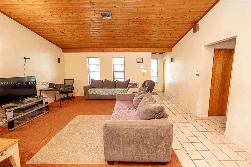 1830 SW 96th Ave Miramar, FL 33025