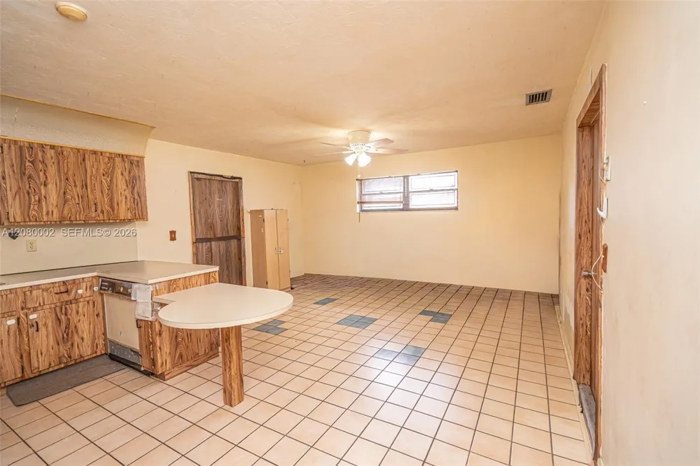 1830 SW 96th Ave Miramar, FL 33025