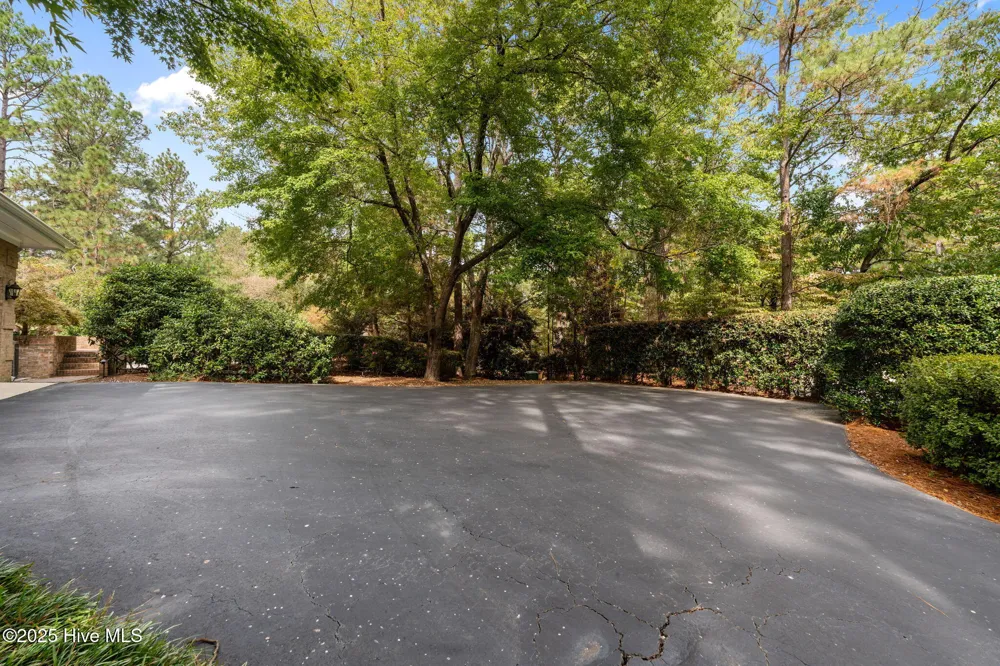 35 Lake Dornoch Drive Pinehurst, NC 28374