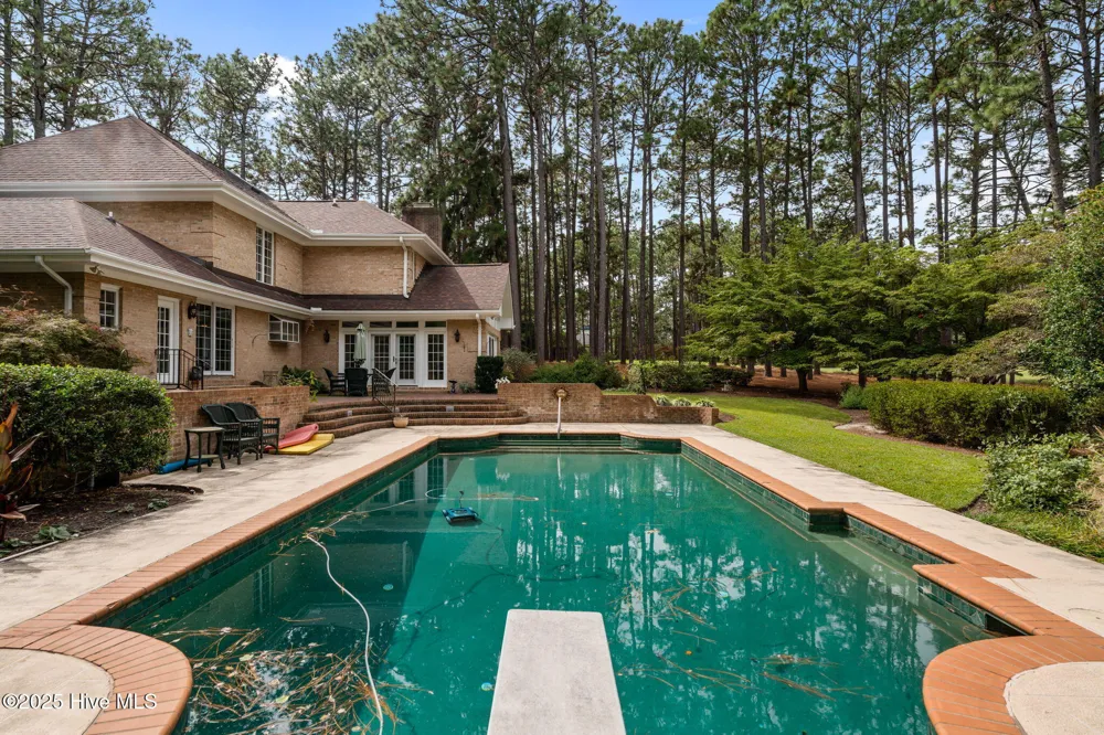 35 Lake Dornoch Drive Pinehurst, NC 28374