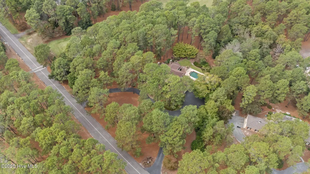 35 Lake Dornoch Drive Pinehurst, NC 28374