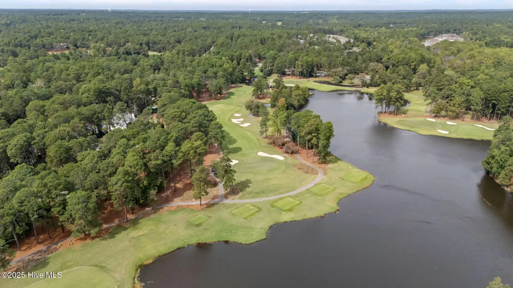 35 Lake Dornoch Drive Pinehurst, NC 28374
