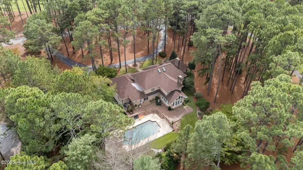 35 Lake Dornoch Drive Pinehurst, NC 28374