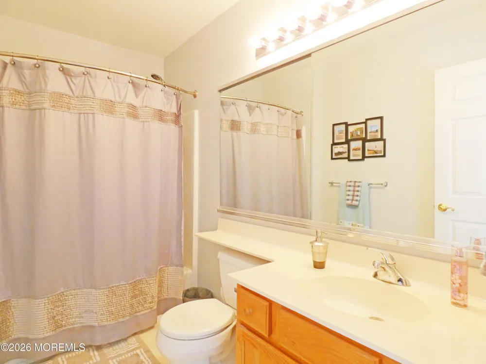 332 Bayberry West Creek, NJ 08092
