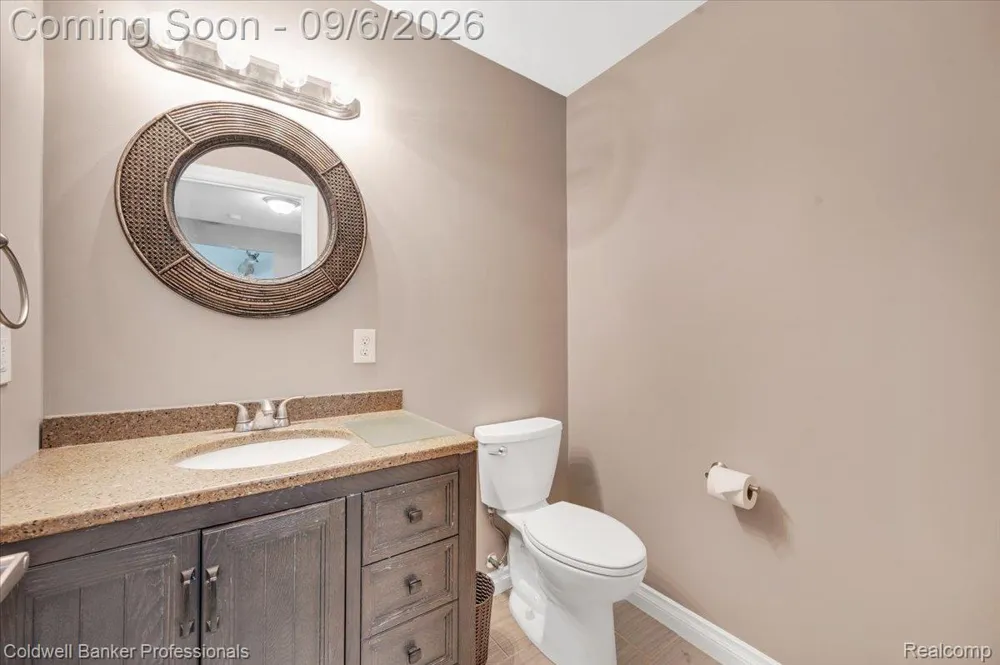 47 Old Carriage Lane Lapeer City, MI 48446