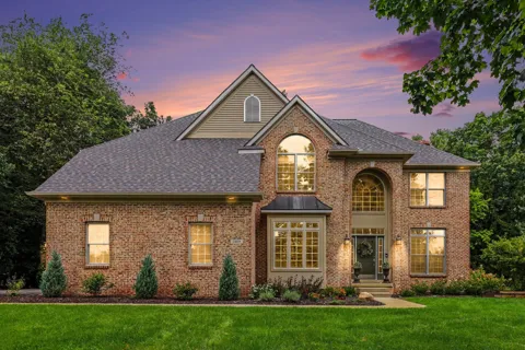 2469 Fairway Winds Court NE