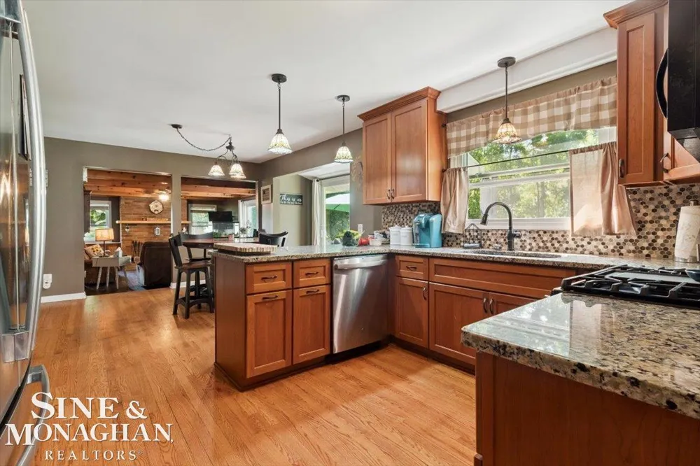 137 E Meldrum Circle St Clair City, MI 48079