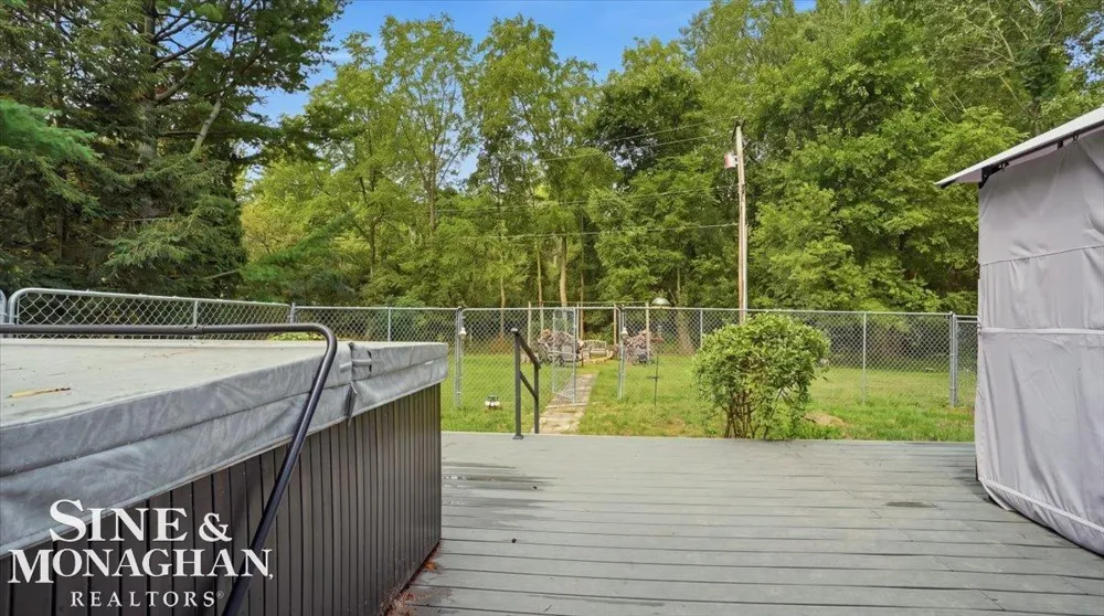 137 E Meldrum Circle St Clair City, MI 48079