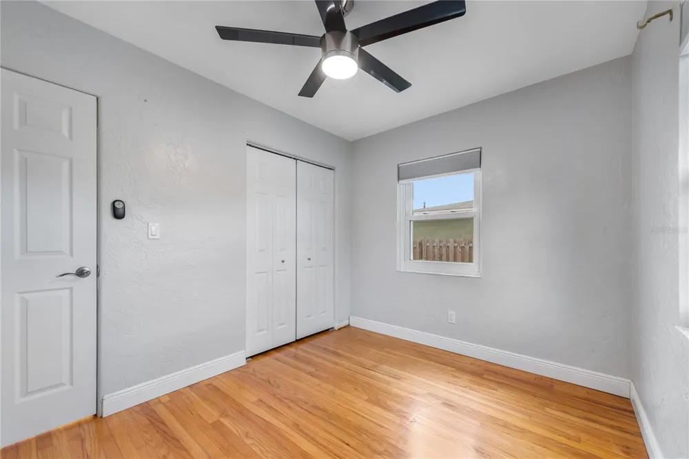 2501 LESLEE LAKE DRIVE St Petersburg, FL 33713