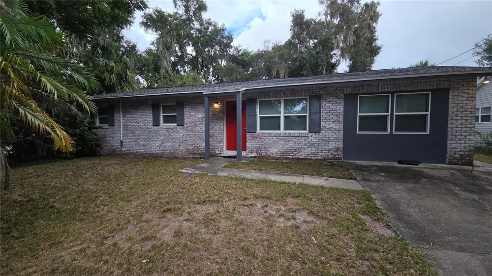 105 S COLORADO AVENUE Deland, FL 32720
