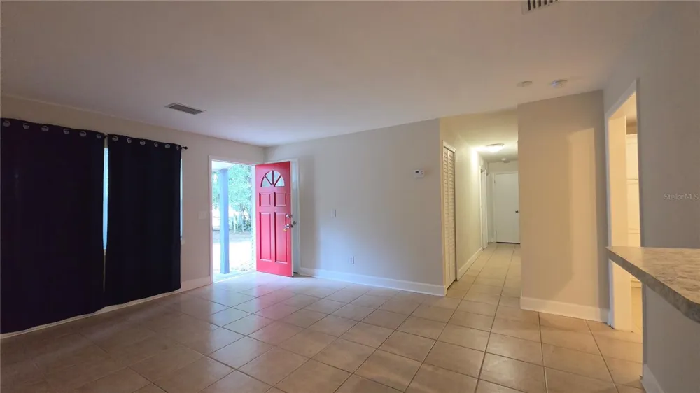 105 S COLORADO AVENUE Deland, FL 32720