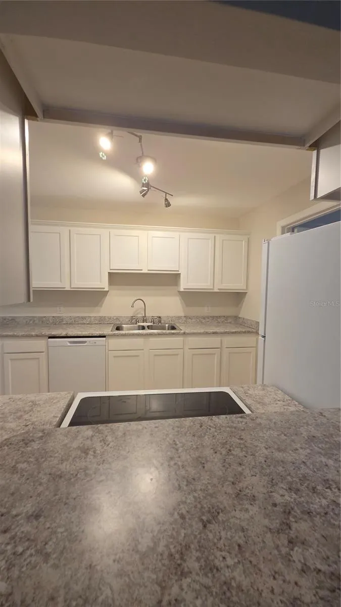 105 S COLORADO AVENUE Deland, FL 32720