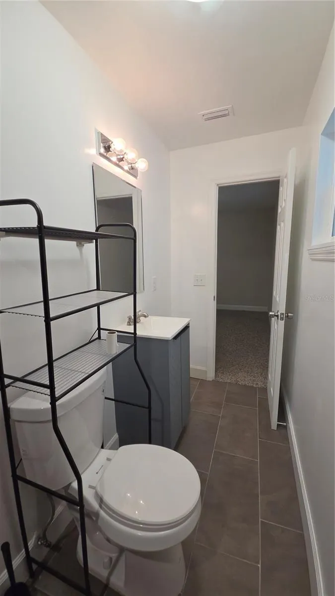 105 S COLORADO AVENUE Deland, FL 32720