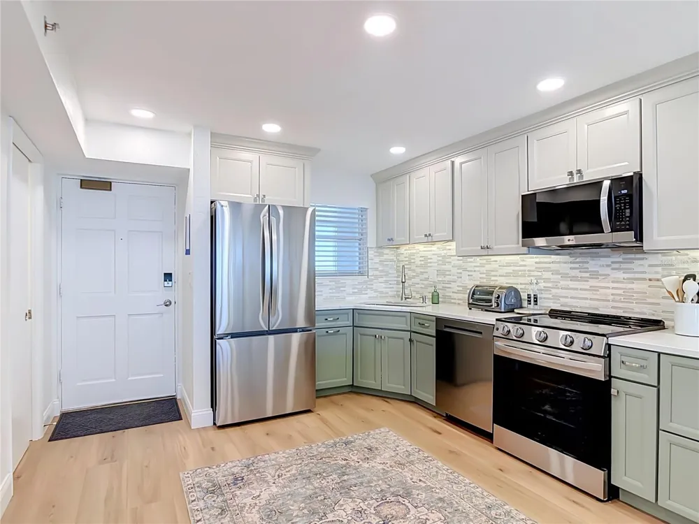 1051 OCEAN SHORE BOULEVARD #904 Ormond Beach, FL 32176