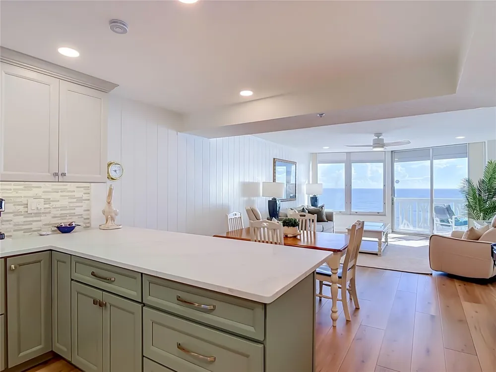 1051 OCEAN SHORE BOULEVARD #904 Ormond Beach, FL 32176